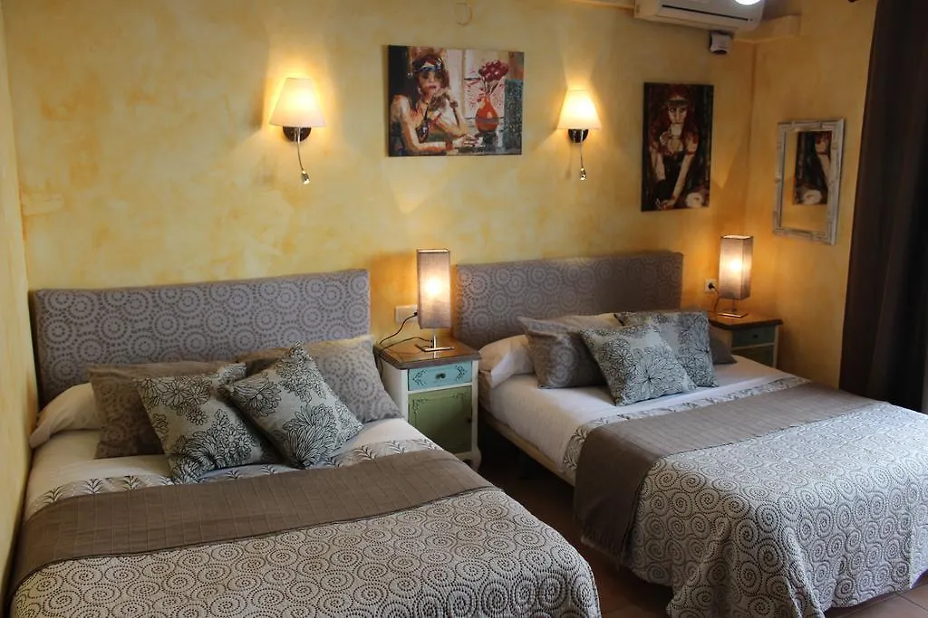 Hostal Don Peque Adult Recommended بيت ضيافة